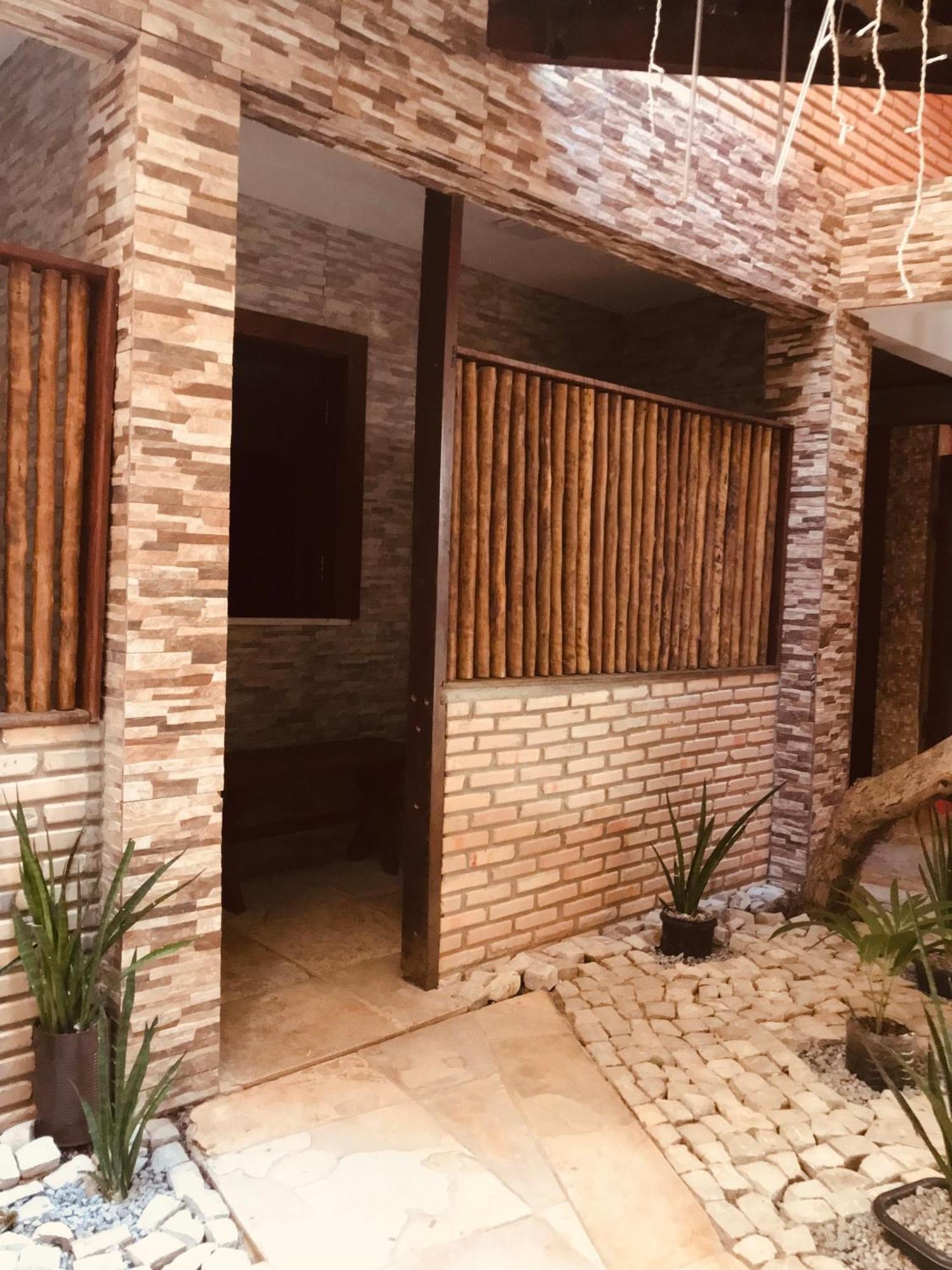 Hotel Pousada Latitude Canoa Quebrada Ngoại thất bức ảnh