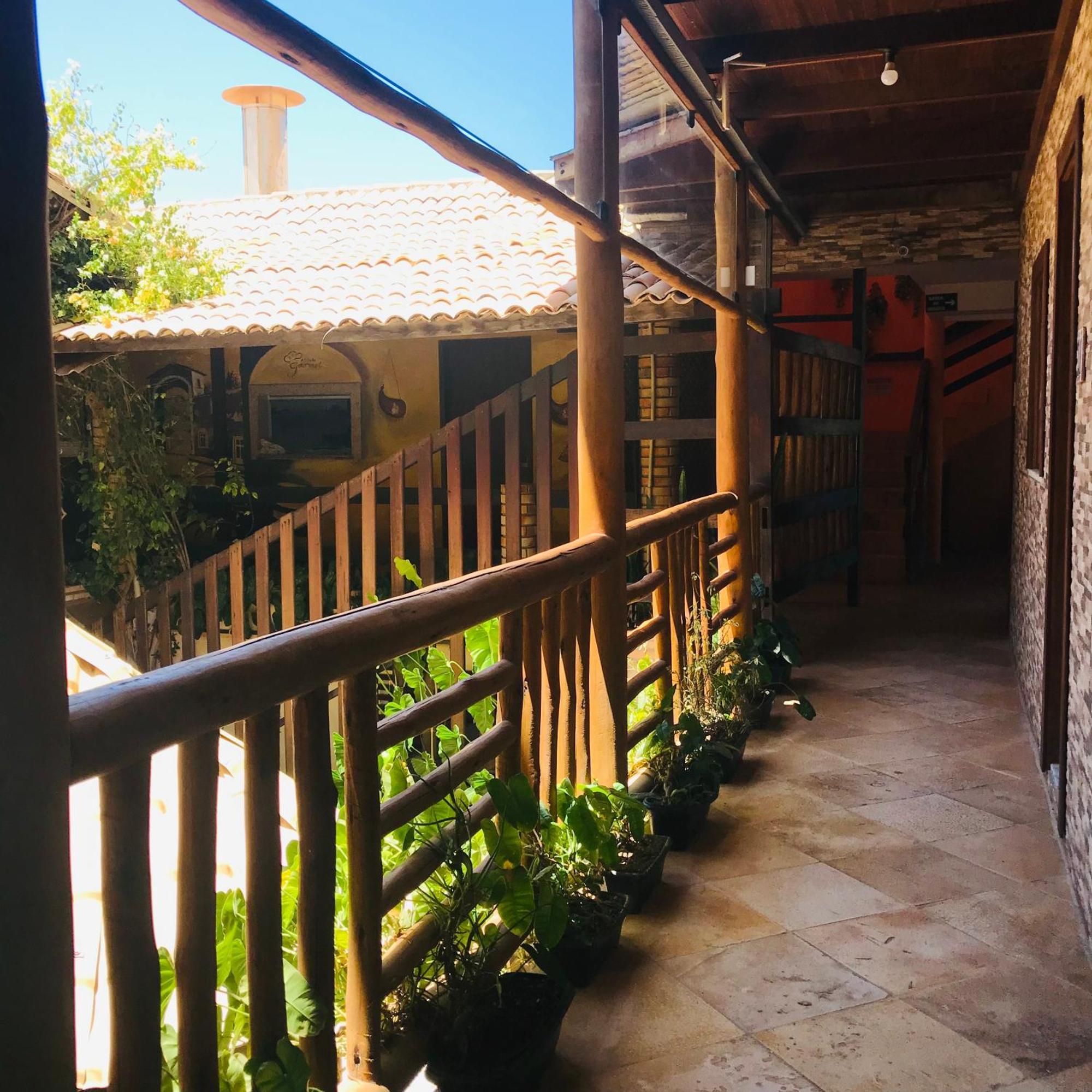 Hotel Pousada Latitude Canoa Quebrada Ngoại thất bức ảnh