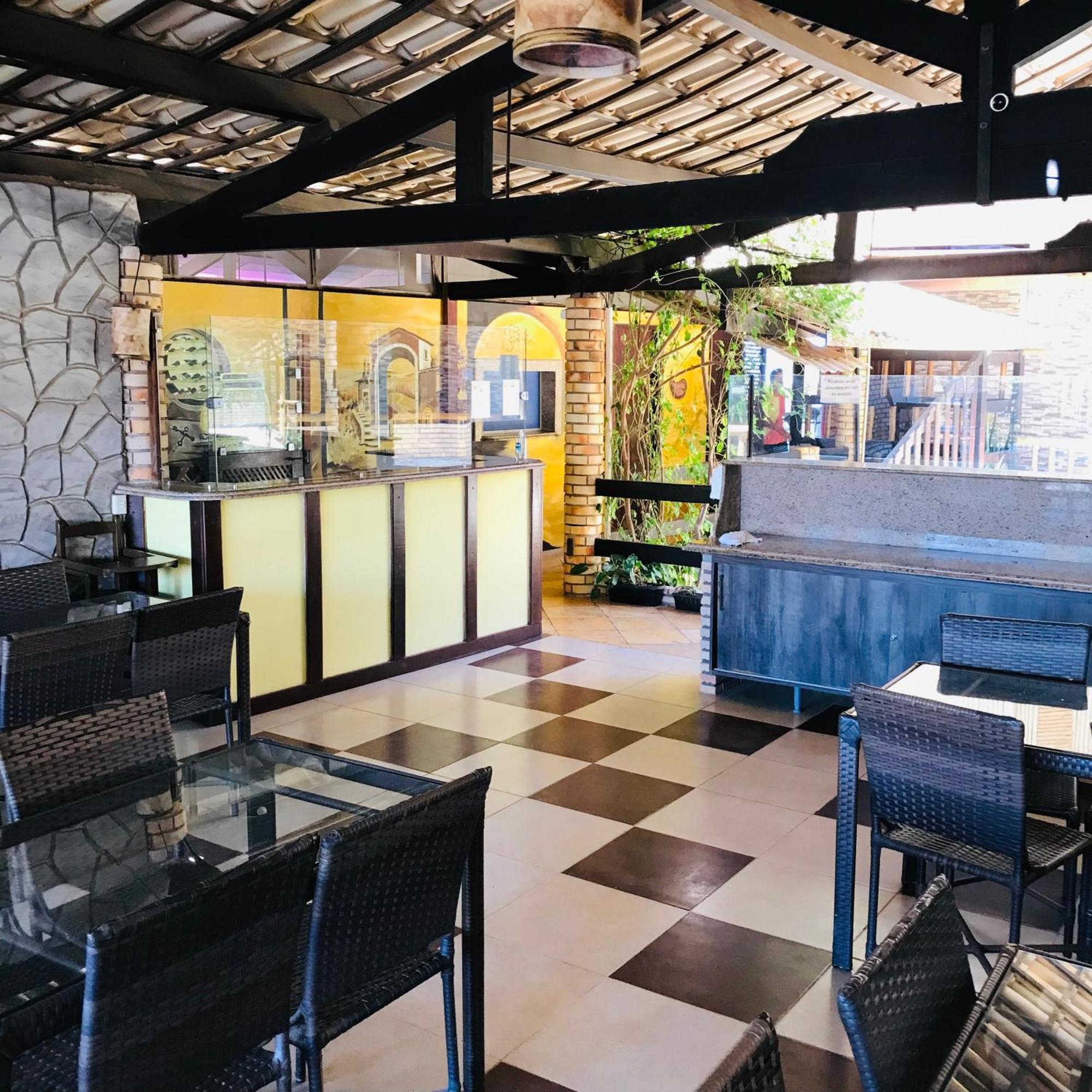 Hotel Pousada Latitude Canoa Quebrada Ngoại thất bức ảnh