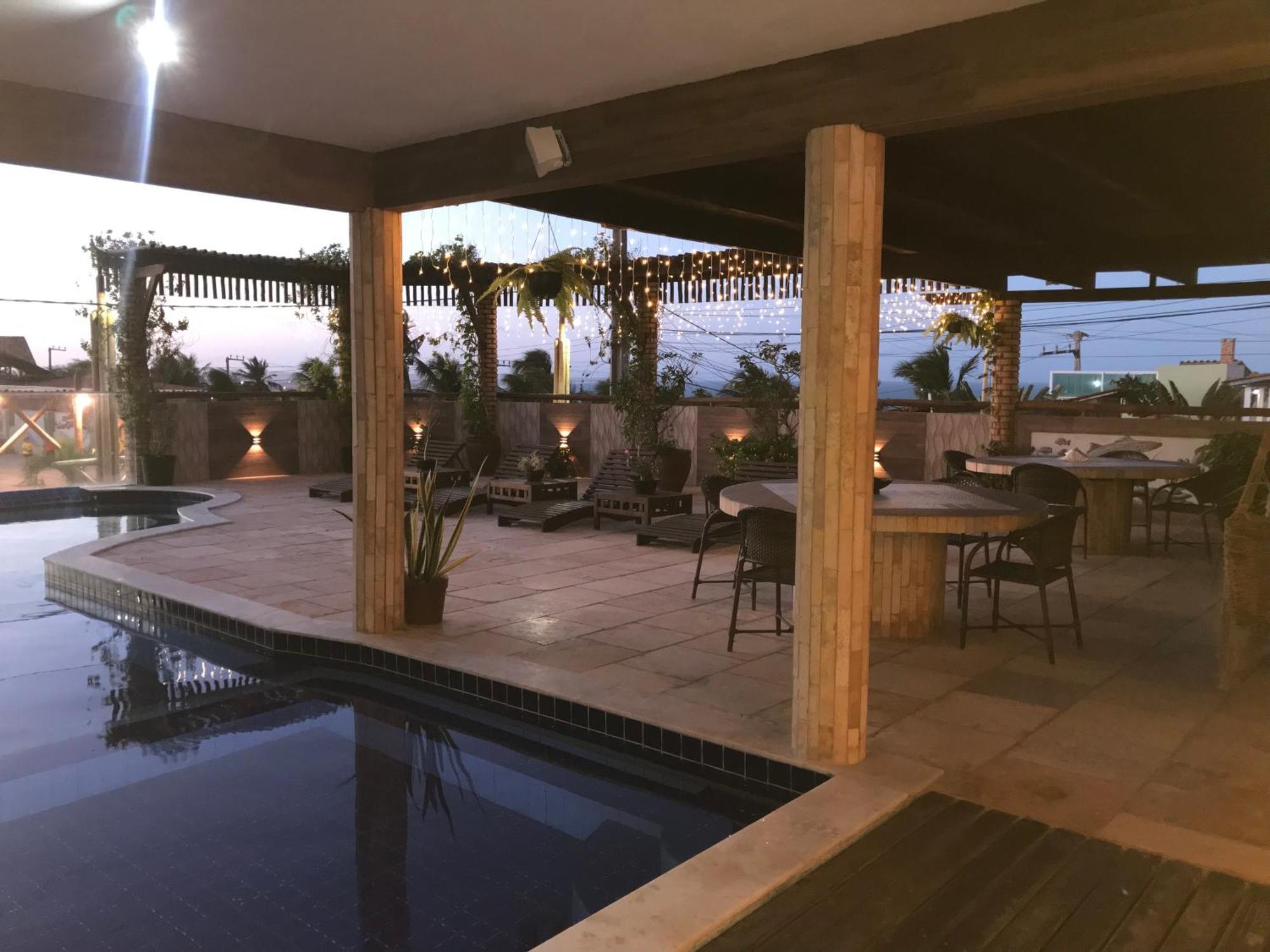 Hotel Pousada Latitude Canoa Quebrada Ngoại thất bức ảnh